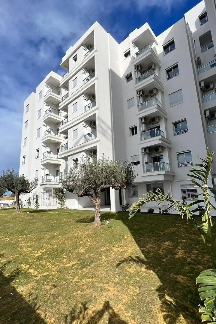 דירה תוניס Cozy Appartement In Laouina תוניסיה